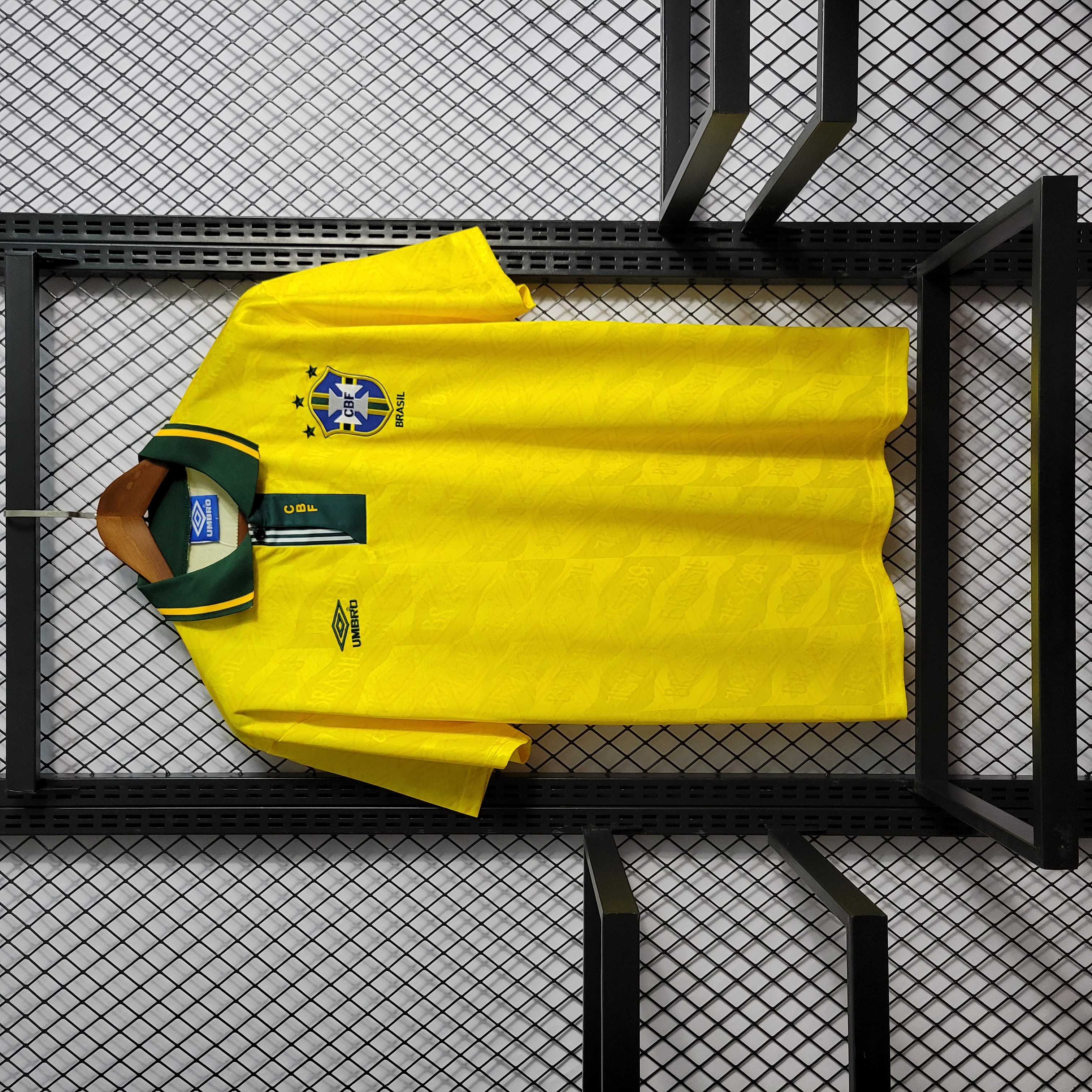 Retro Brazil 1991-93 Home Stadium Jersey